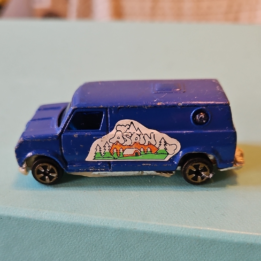 SALES END 12/30 Vintage Wheeler Road Aces Fast Wheeling Super Vans Blue "Aspin"